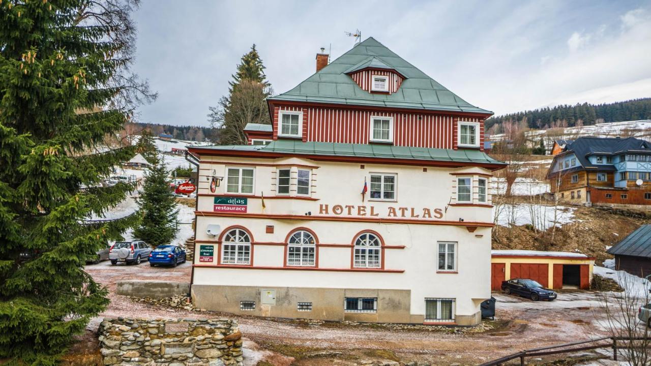 Hotel Atlas Pec pod Snezkou Exterior photo